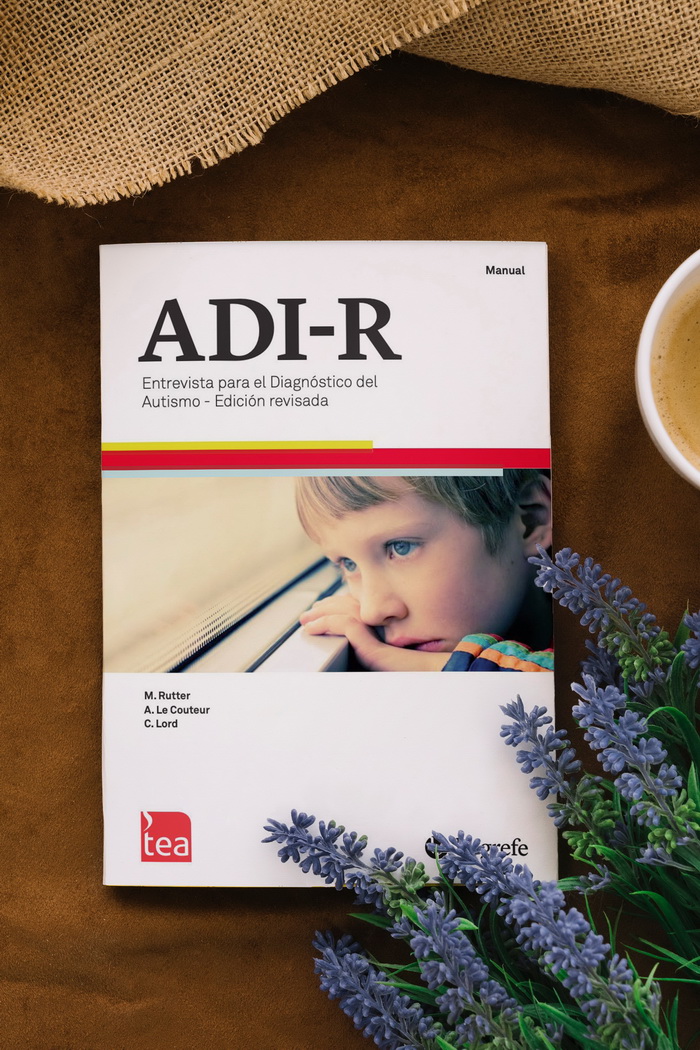 Evaluación de autismo en niños y adolescentes con el test ADI-R